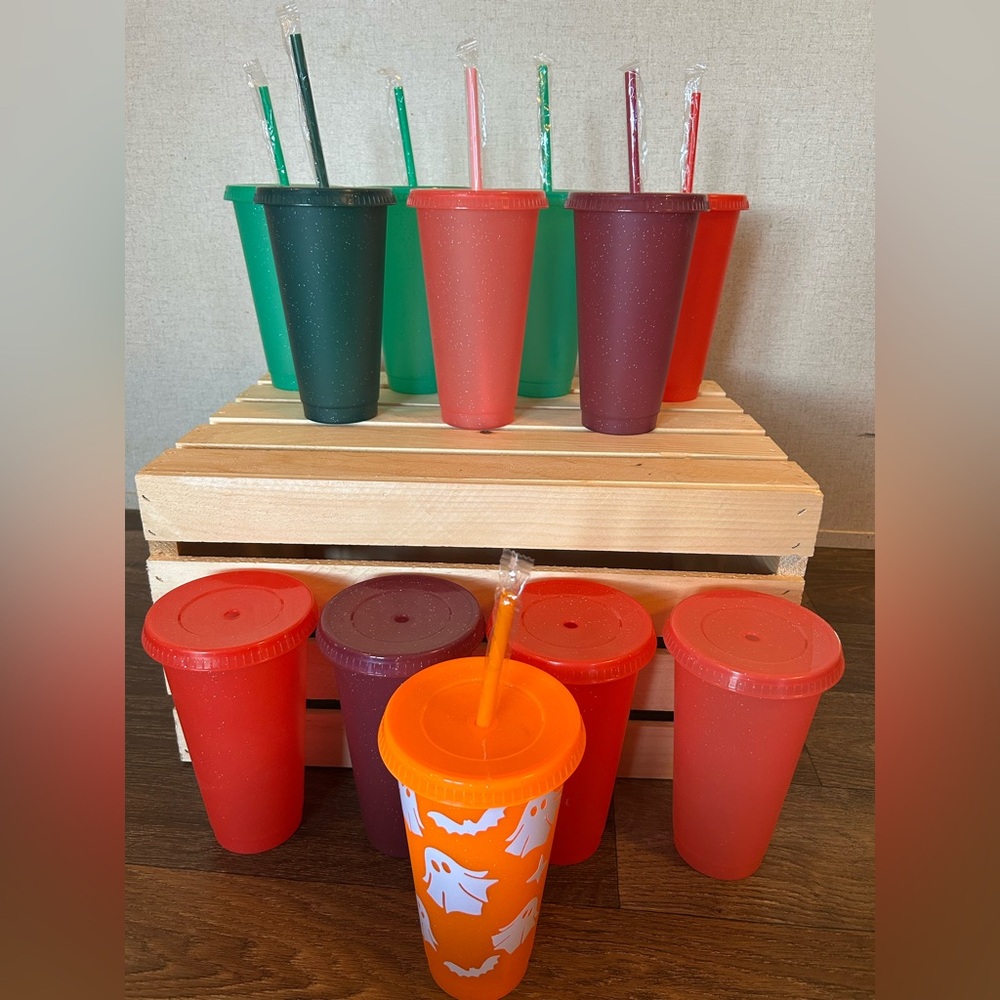 NEW 12 Colorful Glitter Reusable Tumblers with Lids and Straws
